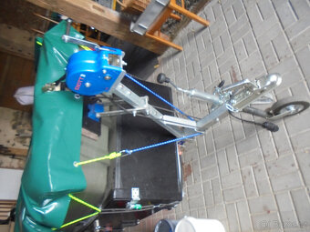 Prodám Loď na rybaření - 2