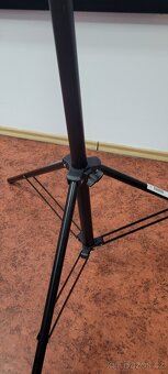 Studiový stativ pro blesky a světla - 2