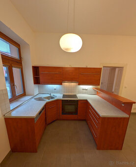 Pronájem bytu 4+1 125 m², ul. Brněnská, Liberec - 2