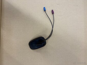 Zámek, anténa, jednotk ventilátoru - 2