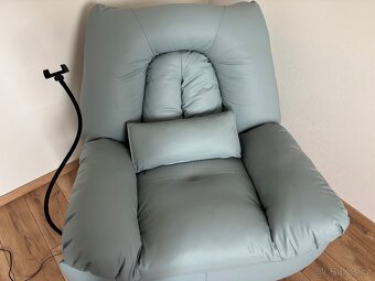 Polohovací elektrické křeslo - 2