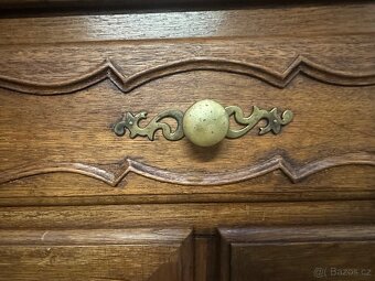 Dubová skříň - 2