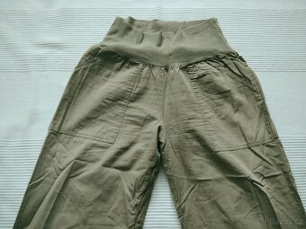 Těhotenské zelené kalhoty - 2