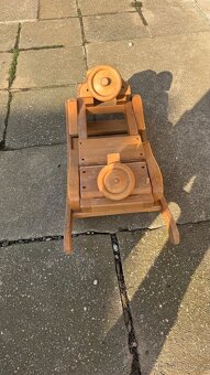 Auto houpací staré drěvěné - 2