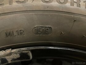 Sada zimních pneu s disky - 6,5Jx16ET41, Dunlop 215/60R16 9 - 2