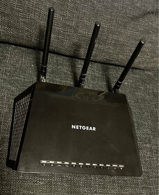 wifi router Netgear - 2