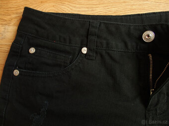 Dámské černé jeans šortky, vel. 36/38 jako nové - 2