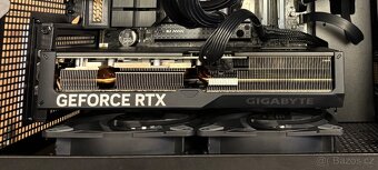 RTX 4070 SUPER GIGABYTE WINDFORCE OC 12G - 2