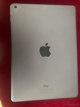 iPad 2017 (5.generace) 128Gb - použitý - 2