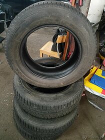 Zimní pneu Hankook 235/60 R17 - 2