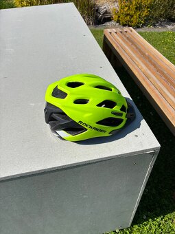 Helma na kolo velikost 53-59cm - 2
