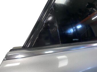 Pravé zadní dveře stříbrná LY7W Audi A8 4E D3 sedan 2005 - 2