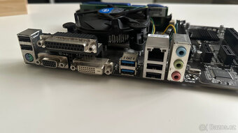 Základní deska Gigabyte GA-B85M-D3V-A + i3-4130T + 8GBRAM - 2