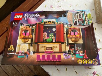 LEGO® Friends 41714 Andrea a divadelní škola - 2