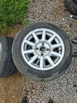 Alu kola Audi 80 r15 - 2
