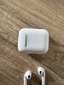 Apple AirPods 2 2019 - 2