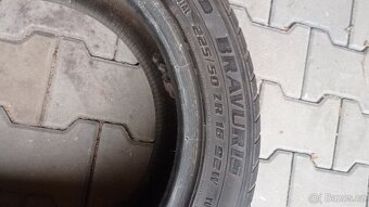 Letní pneu 225/50/16 - 2
