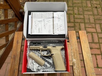 Airsoftová pistole ICS BLE XAE - 2