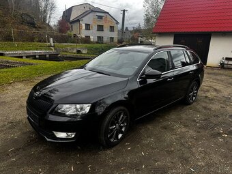 Škoda Octavia 2,0Tdi 110kw DSG Xenony pěkná výbava - 2