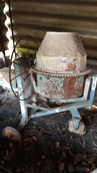 stavební míchačka - 2