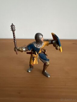 Schleich rytíř s palcátem - 2