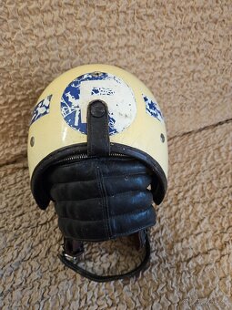 Přilba /helma moto regulovčík - 2