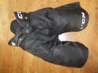 Hokejové kalhoty CCM vel. JR XL - 2