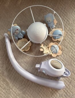 Kolotoč nad postýlku modrý - 2