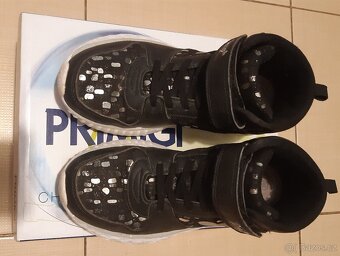 Primigi kotníkové vel. 36, dívčí blikací - 2