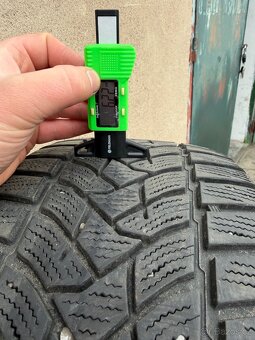 Prodám zimní pneumatiky - 2