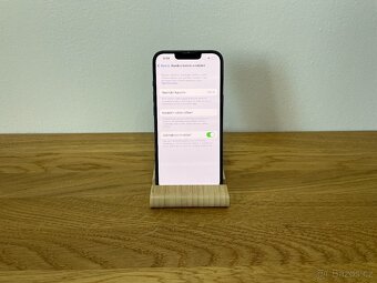 Apple iPhone 13 128GB Midnight - baterie 100% /17/ - 2