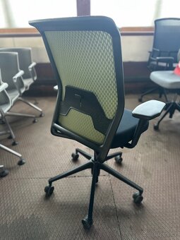 Vitra ID Mesh chair - poslední 3ks - 2