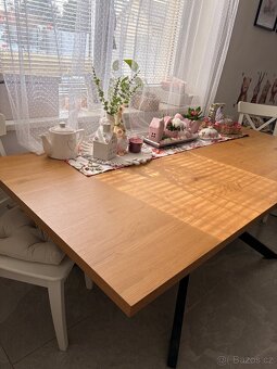 Jídelní stůl - 2