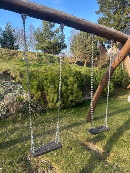 Akátová dětská dvouhoupačka - 2