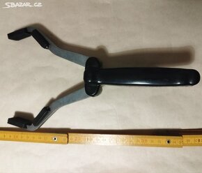 Laboratorní kleště - 2