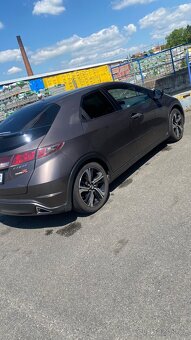 Prodám Honda civic 8g 1.4 ivtec. 2011 - 2
