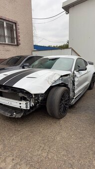 Ford Mustang GT 5.0 Performance - 2