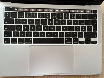 13" Apple MacBook Pro M1 TouchBar 8GB/256 - jako nový - 2