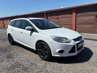 Prodám Ford Focus combi 1.6.92kw Rok výroby 2015 Najeto 14 - 2