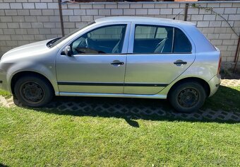 Škoda Fabia 2002 na náhradní díly-plně pojízdná - 2
