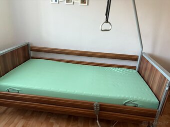 Polohovací Lůžko Eloflex4 s Polohovacím Stolkem - 2