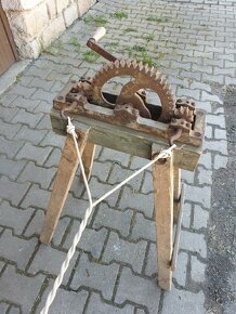 Starožitný zaplétač lan - 2