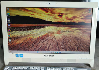 Lenovo IdeaCentre C260 - 2