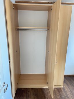 Šatní skříň - 2