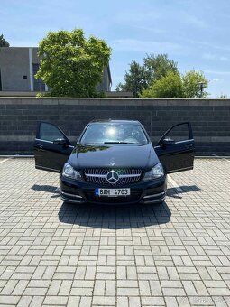 Mercedes C 180, najeto poctivých 64.150km - 2