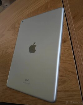 iPad 32gb 8. Generace - 2