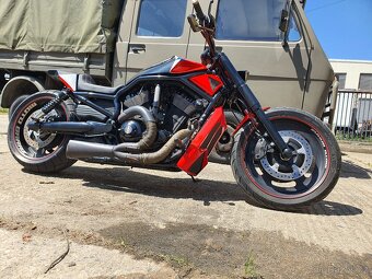 Harley Davidson V-ROD - 2