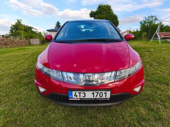 Honda Civic 1,8 Vtec i-shift automat executive - 2