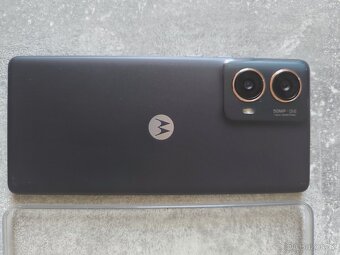 MOTOROLA MOTO G85 5G - ZÁRUKA 23 MĚSÍCŮ - 2