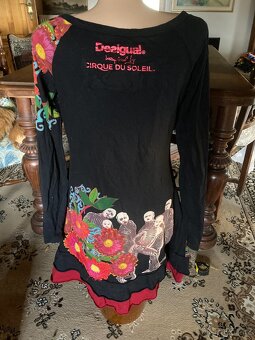 Šaty Desiqual s dlouhým rukávem - 2